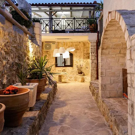 Antonia's Stonebuilt Mansion With A Private Pool * Arménoi